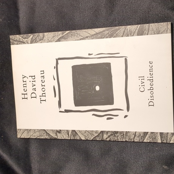 "Civil Disobedience" Henry David Thoreau Book of the Month Club 1996 - Picture 1 of 4
